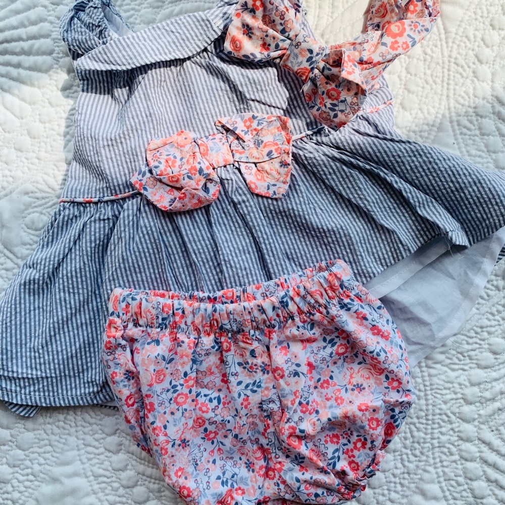 3-6 M 3-piece set- tank, diaper cover, bow.